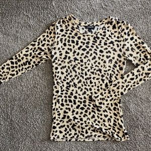 Fitted Leopard Print Long Sleeve Shirt